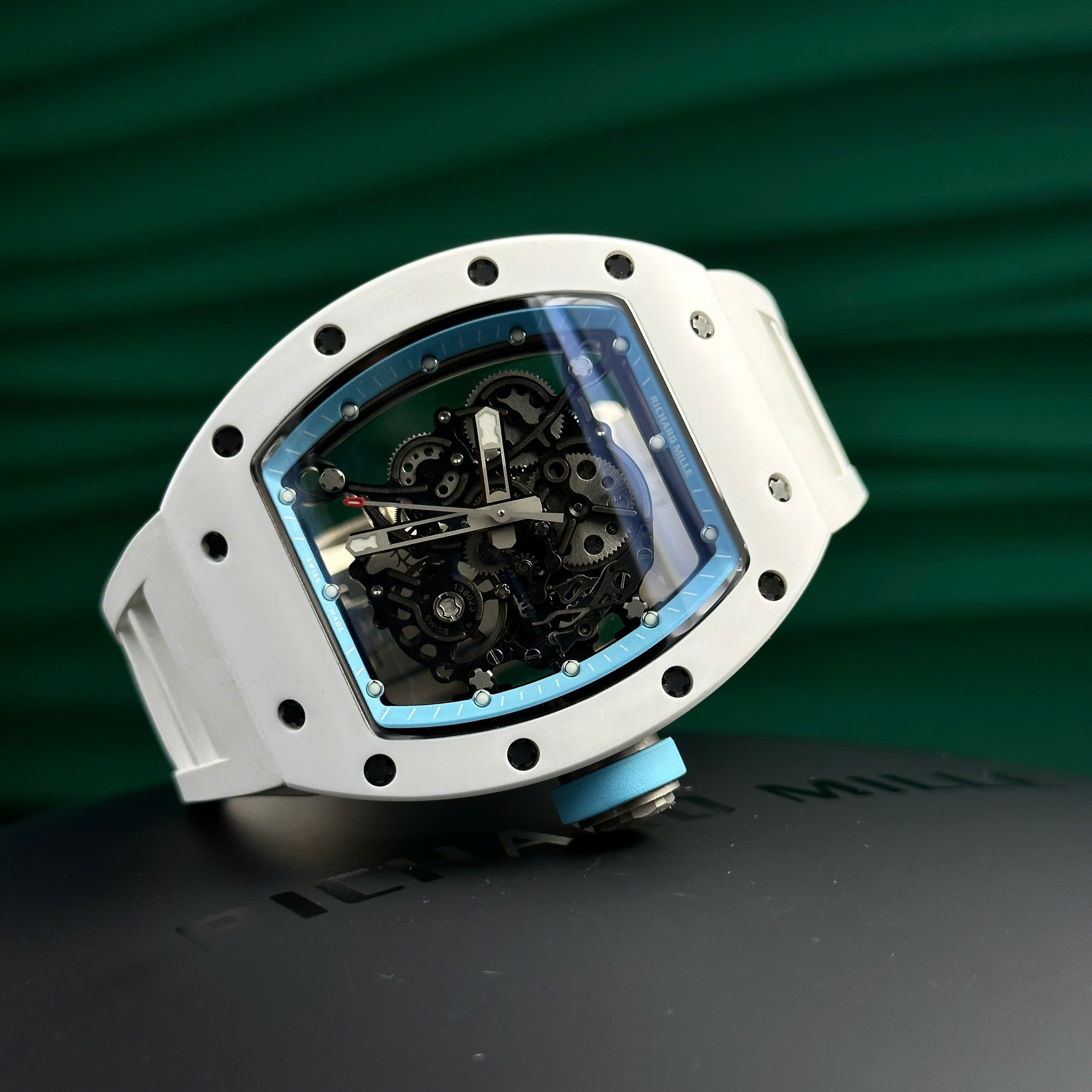 Đồng hồ Richard Mille RM055 Bubba Watson Rep 11 cao cấp vỏ gốm trắng BBR factory 45mm (9) Đồng hồ Richard Mille RM055 Bubba Watson Rep 11 cao cấp vỏ gốm trắng BBR factory 45mm (2)