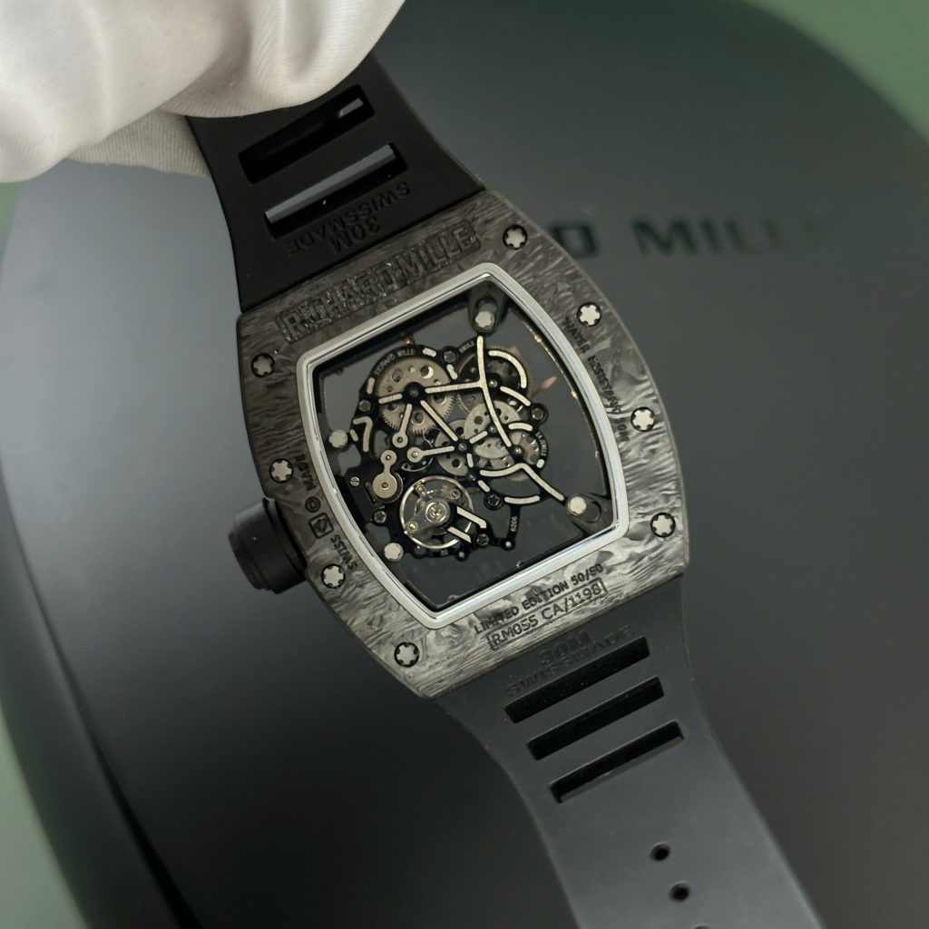 Đồng hồ Richard Mille RM055 Bubba Watson vỏ carbon siêu nhẹ nhà máy RM 42.7x49 (2)