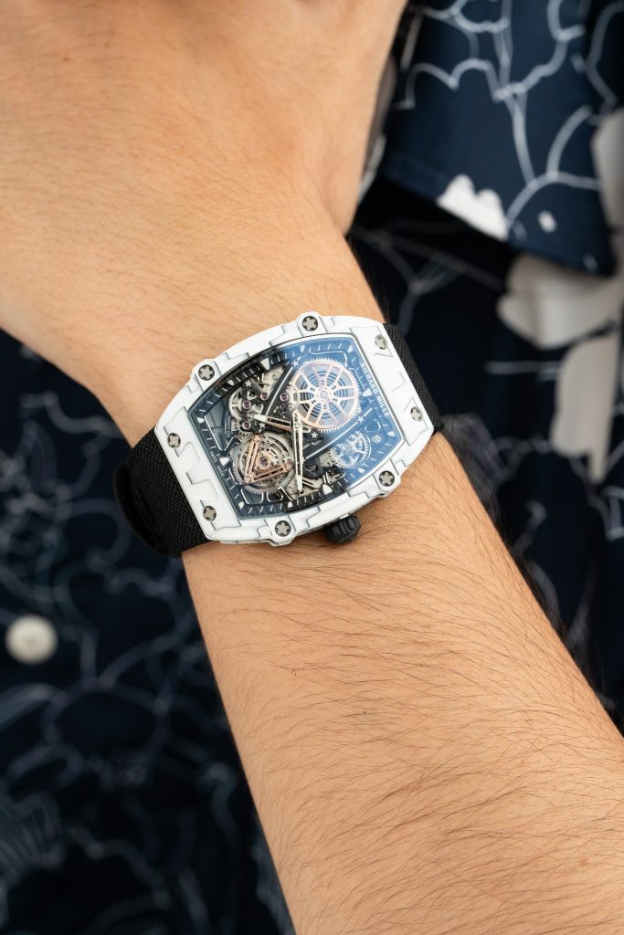 Đồng hồ Richard Mille RM27-05 Replica 11 vỏ carbon màu trắng siêu nhẹ 37 (1)