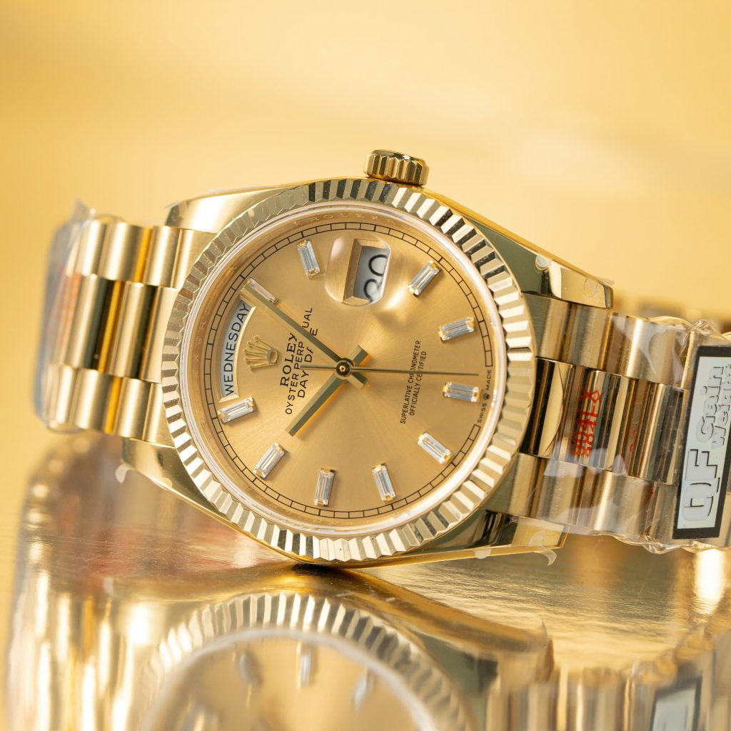 Đồng hồ Rolex Day-Date 228235 mặt vàng champagne Rep 11 tinh chỉnh 186gram QF 40mm (2)