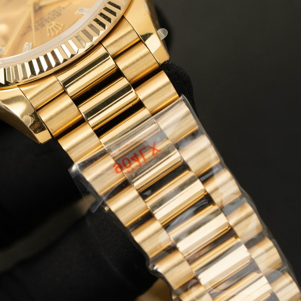 Đồng hồ Rolex Day-Date 228235 mặt vàng champagne Rep 11 tinh chỉnh 186gram QF 40mm (2)