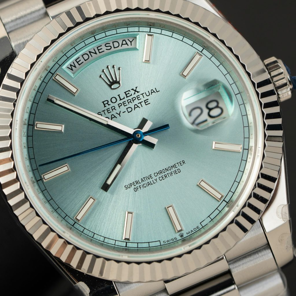 Đồng hồ Rolex Day-Date 228236 Rep 11 mặt xanh băng trọng lượng 175gram nhà máy GM 40mm (2)