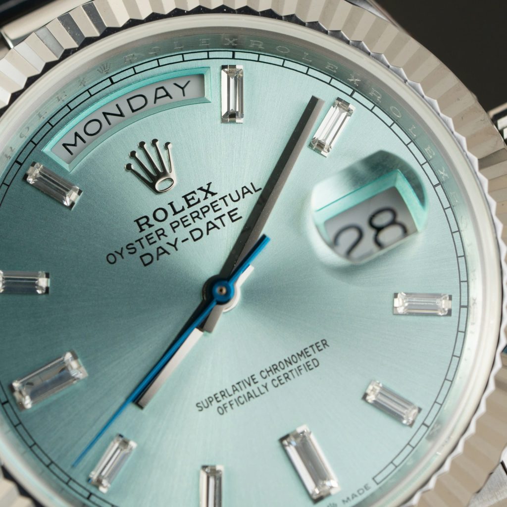 Đồng hồ Rolex Day-Date 228236 mặt xanh băng trọng lượng 186gram Rep 11 nhà máy QF 40mm (3)