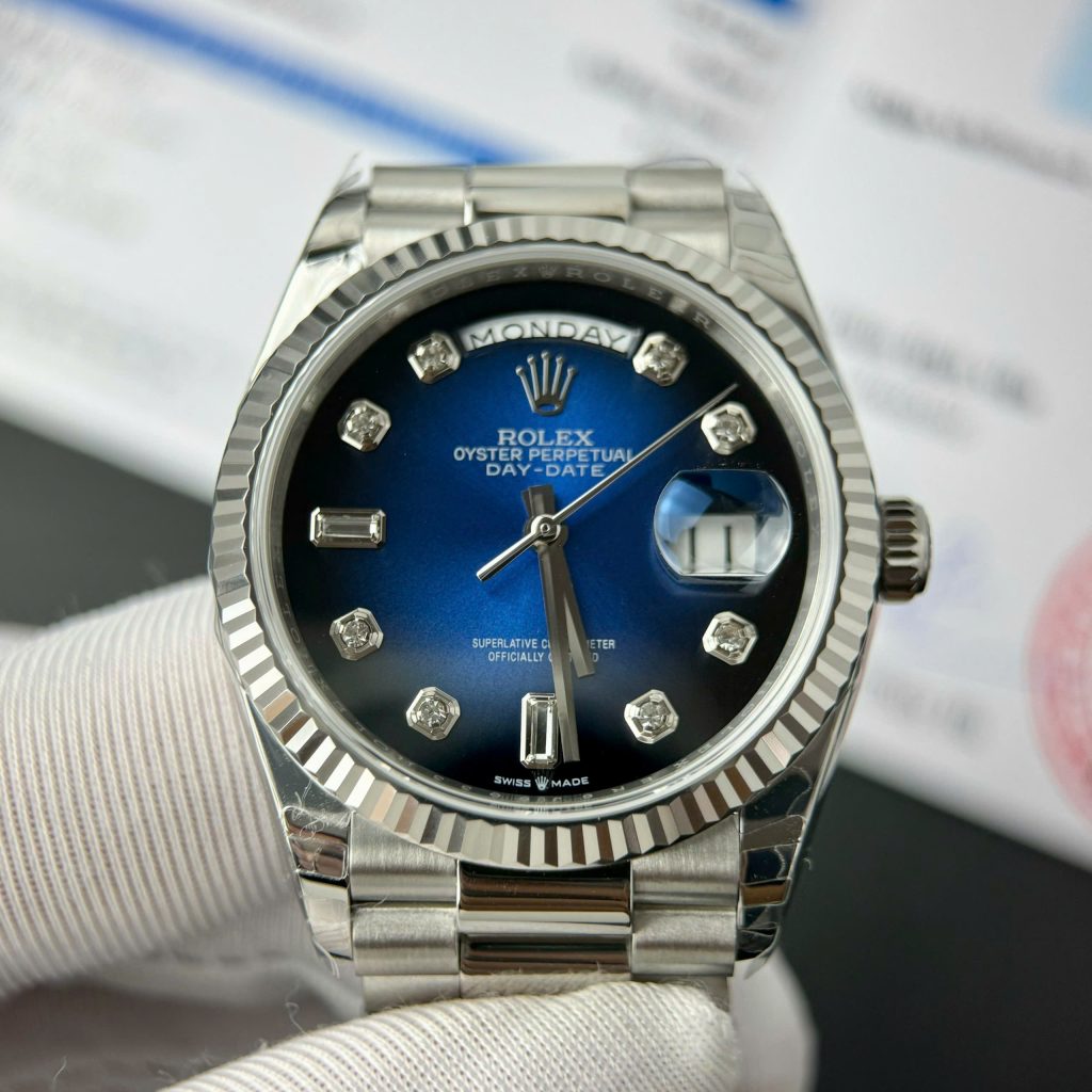 Đồng hồ Rolex Day-Date Fake 11 cao cấp mặt xanh blue nhà máy EW 36mm (2)