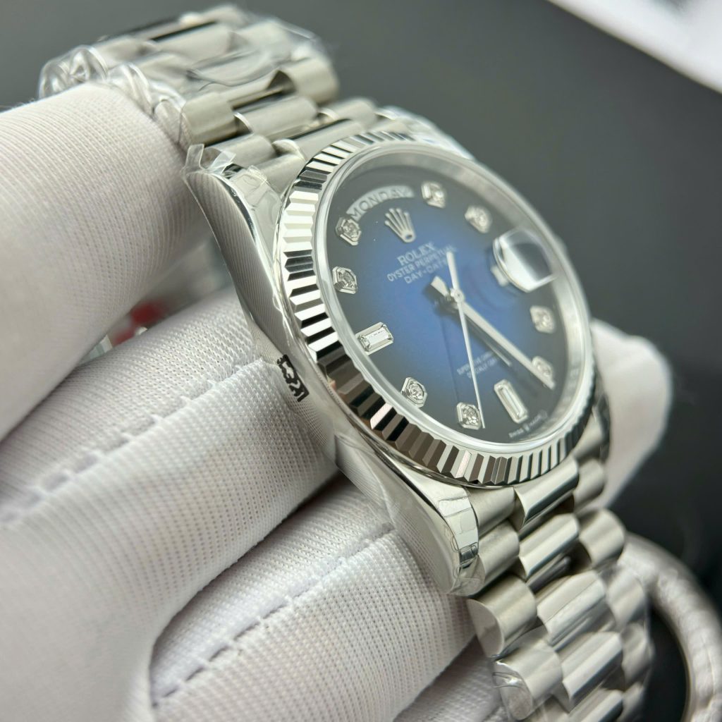 Đồng hồ Rolex Day-Date Fake 11 cao cấp mặt xanh blue nhà máy EW 36mm (2)