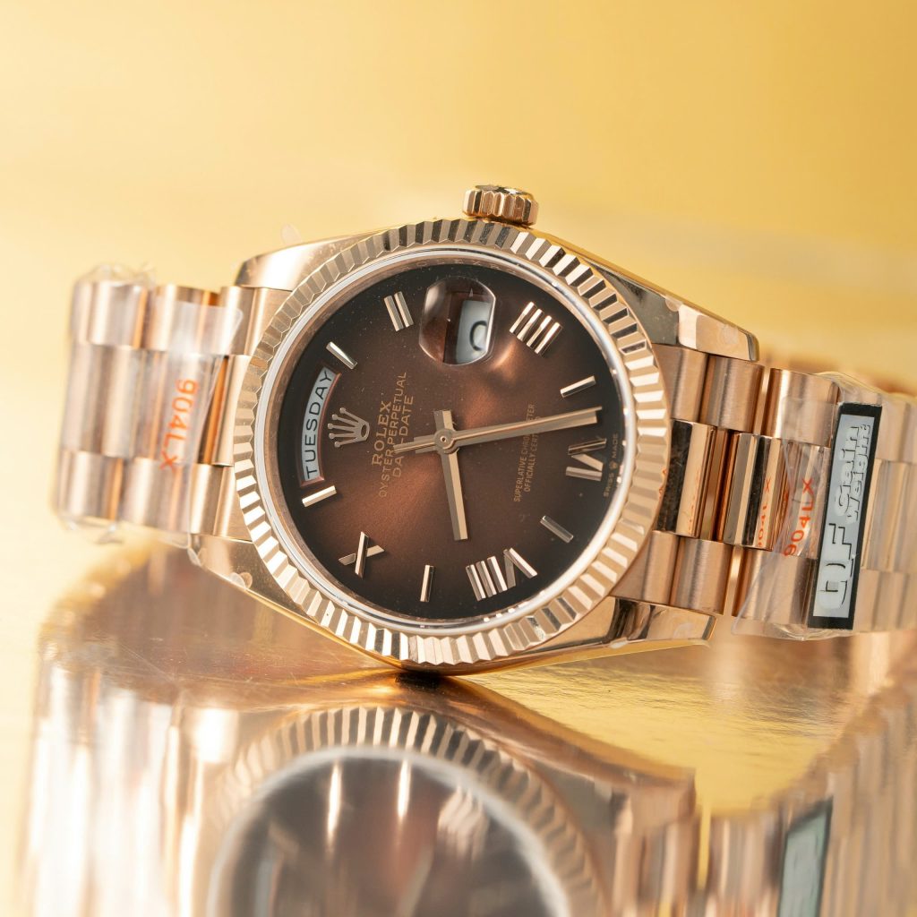 Đồng hồ Rolex Day-Date Rep 11 trọng lượng 186gram mặt chocolate nhà máy QF 40mm (2)
