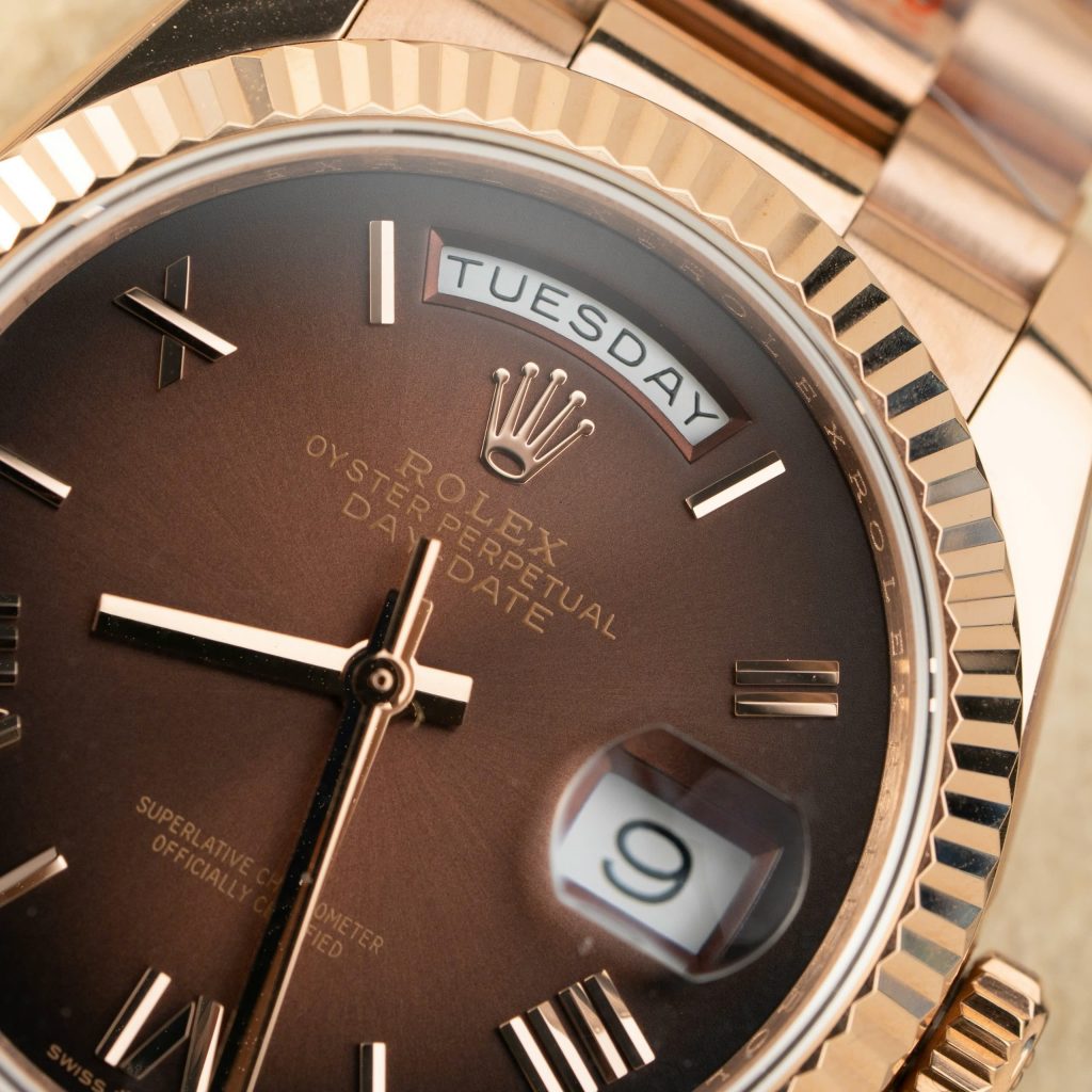 Đồng hồ Rolex Day-Date Rep 11 trọng lượng 186gram mặt chocolate nhà máy QF 40mm (2)