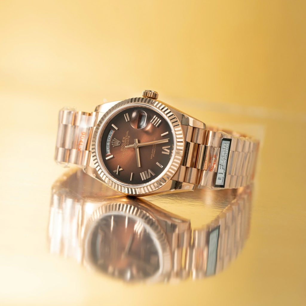 Đồng hồ Rolex Day-Date Rep 11 trọng lượng 186gram mặt chocolate nhà máy QF 40mm (2)
