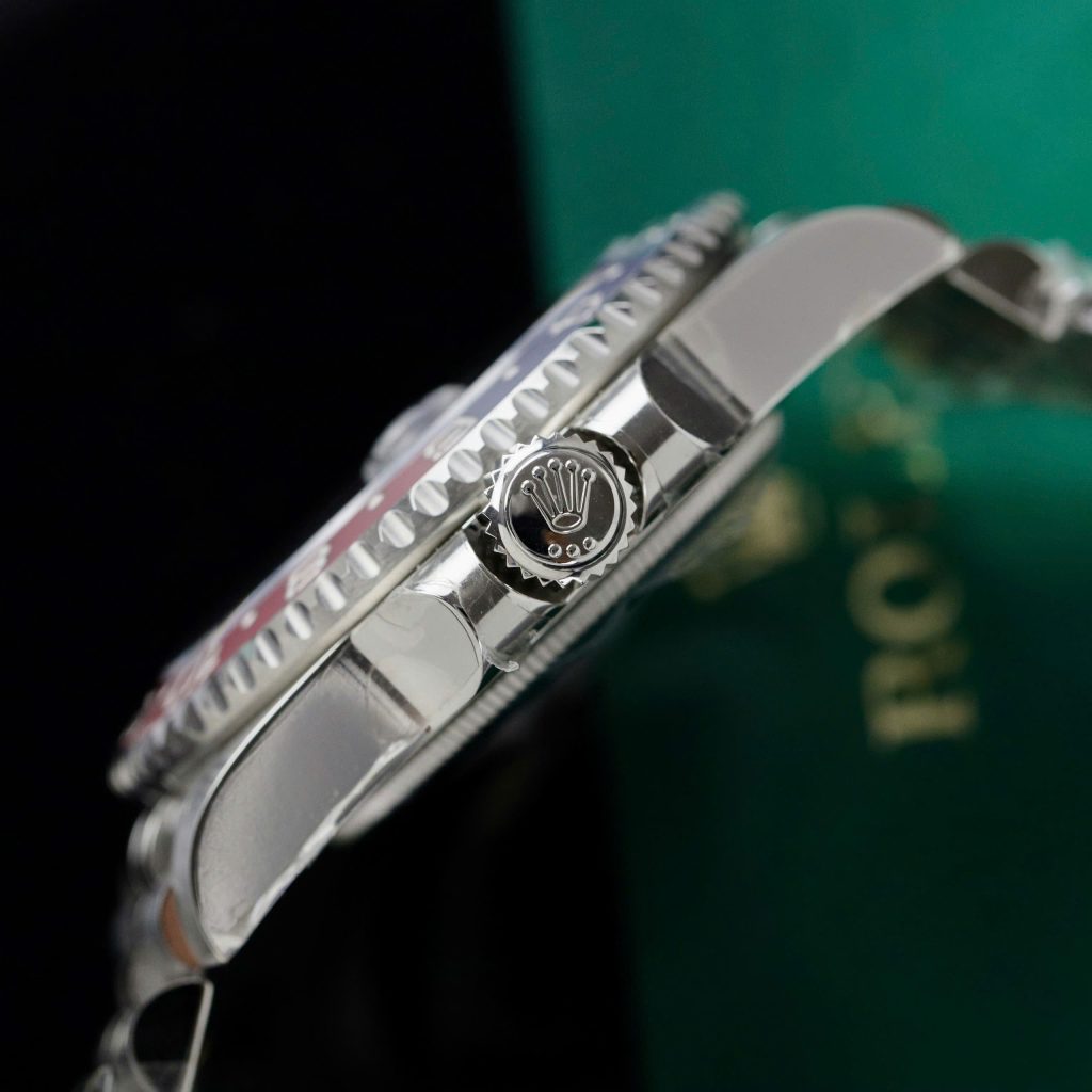 Đồng hồ Rolex GMT-Master II 126710BLRO Pepsi V3 Rep 11 dây Jubilee nhà máy Clean 40mm (2)
