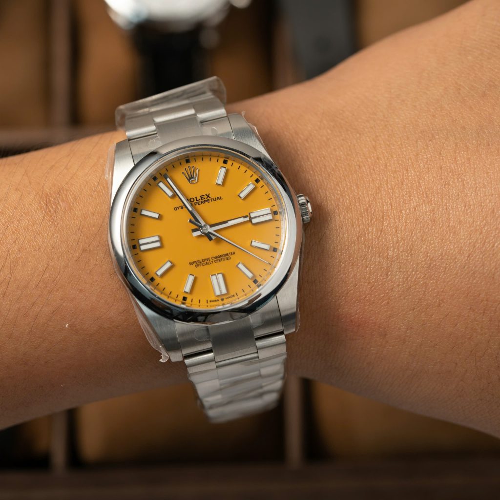 Đồng hồ Rolex Oyster Perpetual 124300 Rep 11 mặt số màu vàng nhà máy Clean 41mm (2)