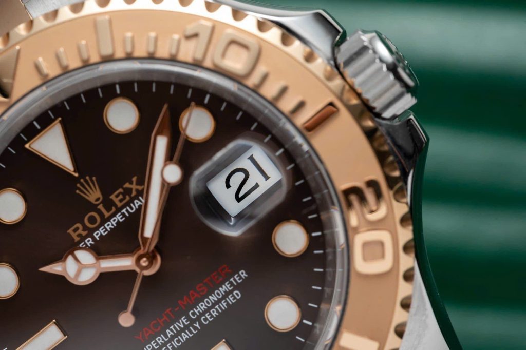 Đồng hồ Rolex Yacht-Master demi vàng hồng mặt số nâu Rep 11 cao cấp Clean factory 40mm (2)