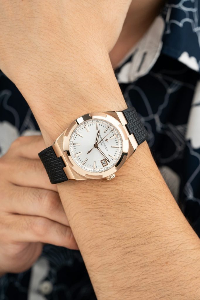 Đồng hồ Vacheron Constantin Overseas Dual Time 4500V mạ vàng hồng mặt trắng Rep 11 cao cấp 41mm (2)