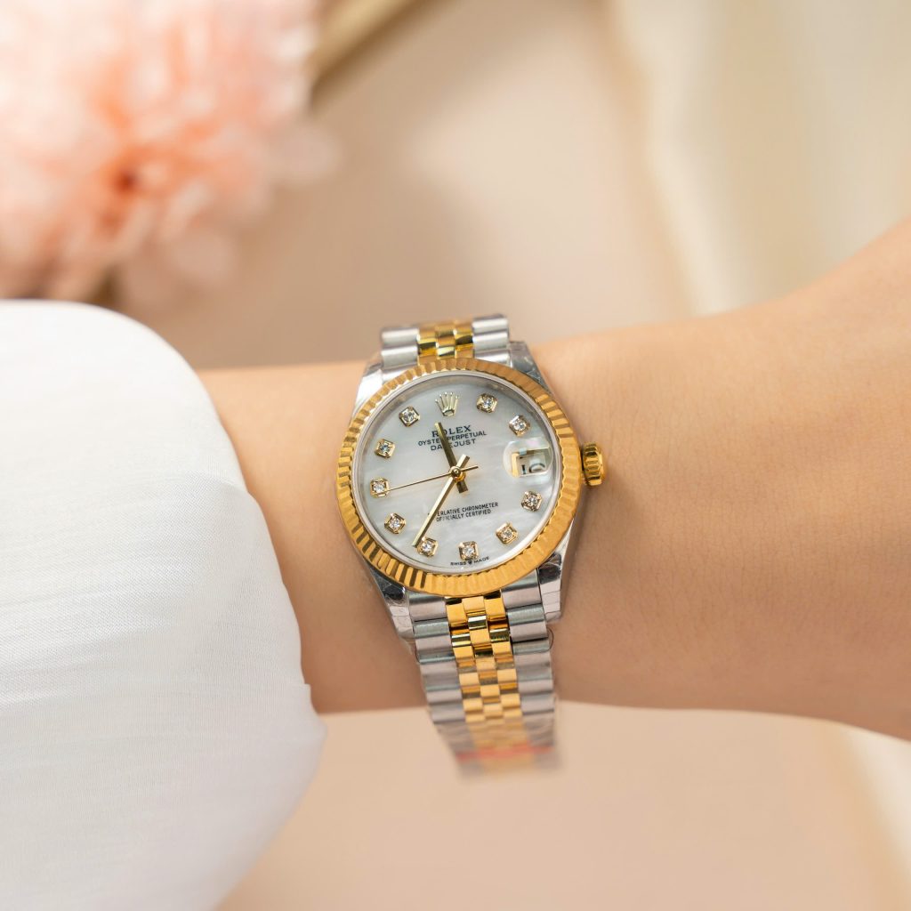 Đồng hồ nữ Rolex DateJust Rep 11 Cao Cấp mặt khảm xà cừ 31mm (2)