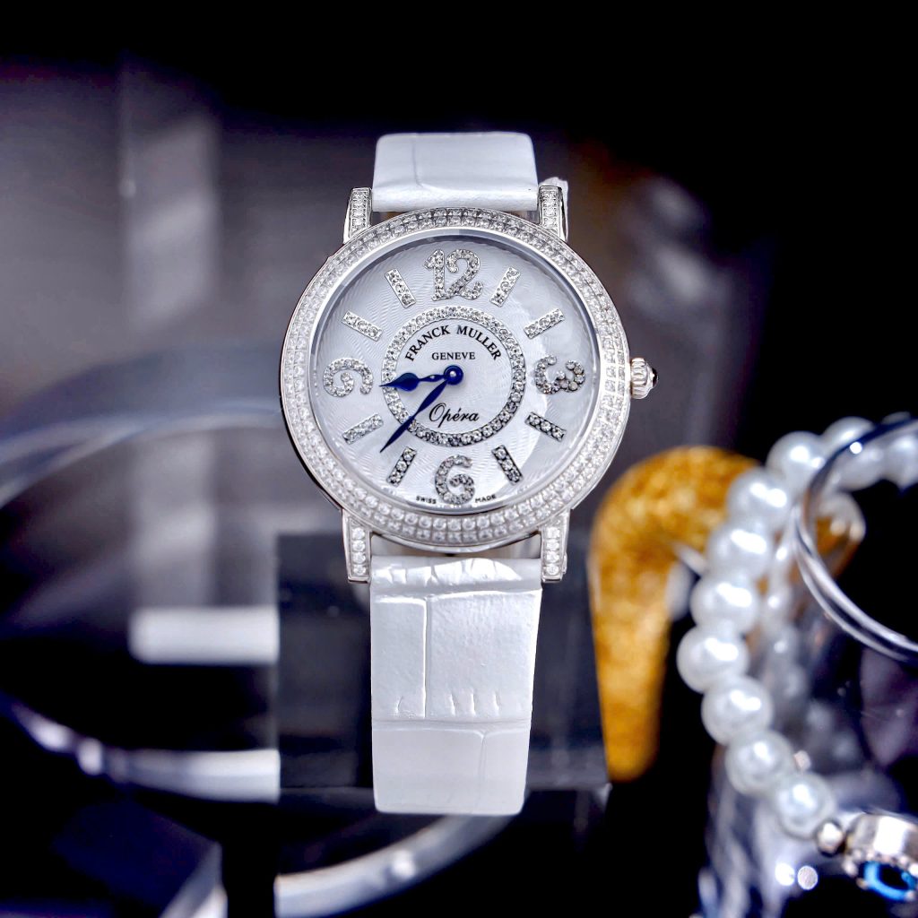 Đồng hồ Franck Muller Opera Infinity Ronde Đính Đá Dây Da Trắng Fake Cao Cấp 37mm