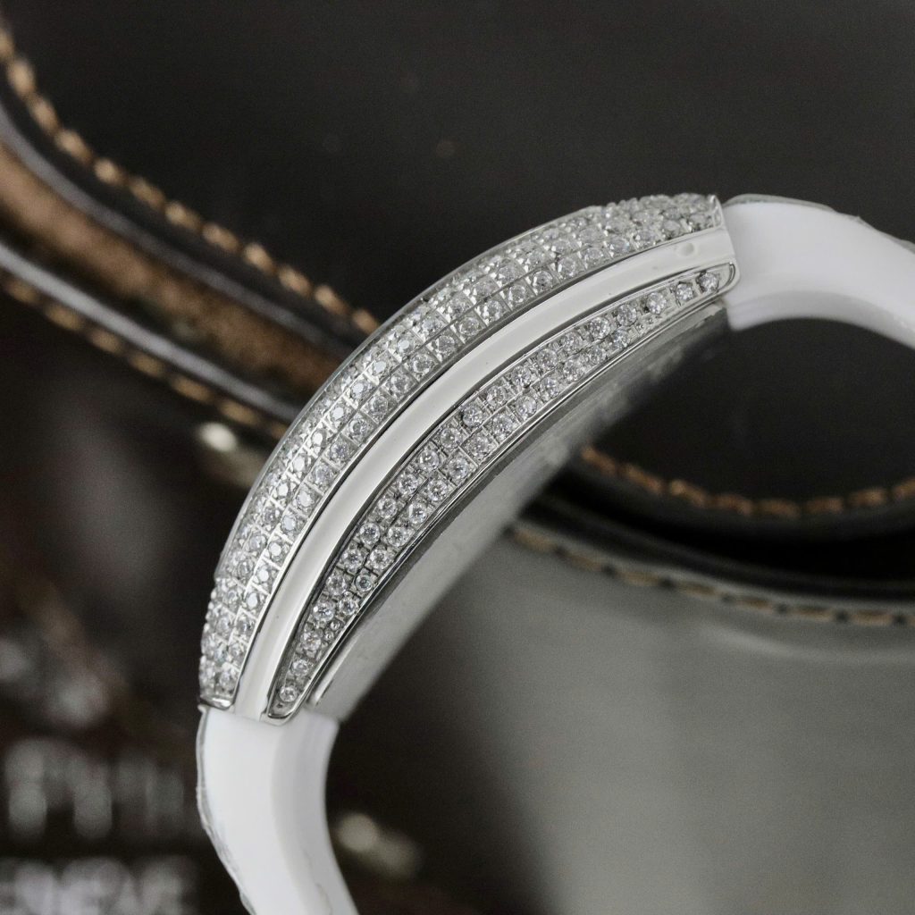 Đồng hồ Franck Muller V32 Replica 11 màu trắng mặt hoạ tiết hoa 36mm (2)