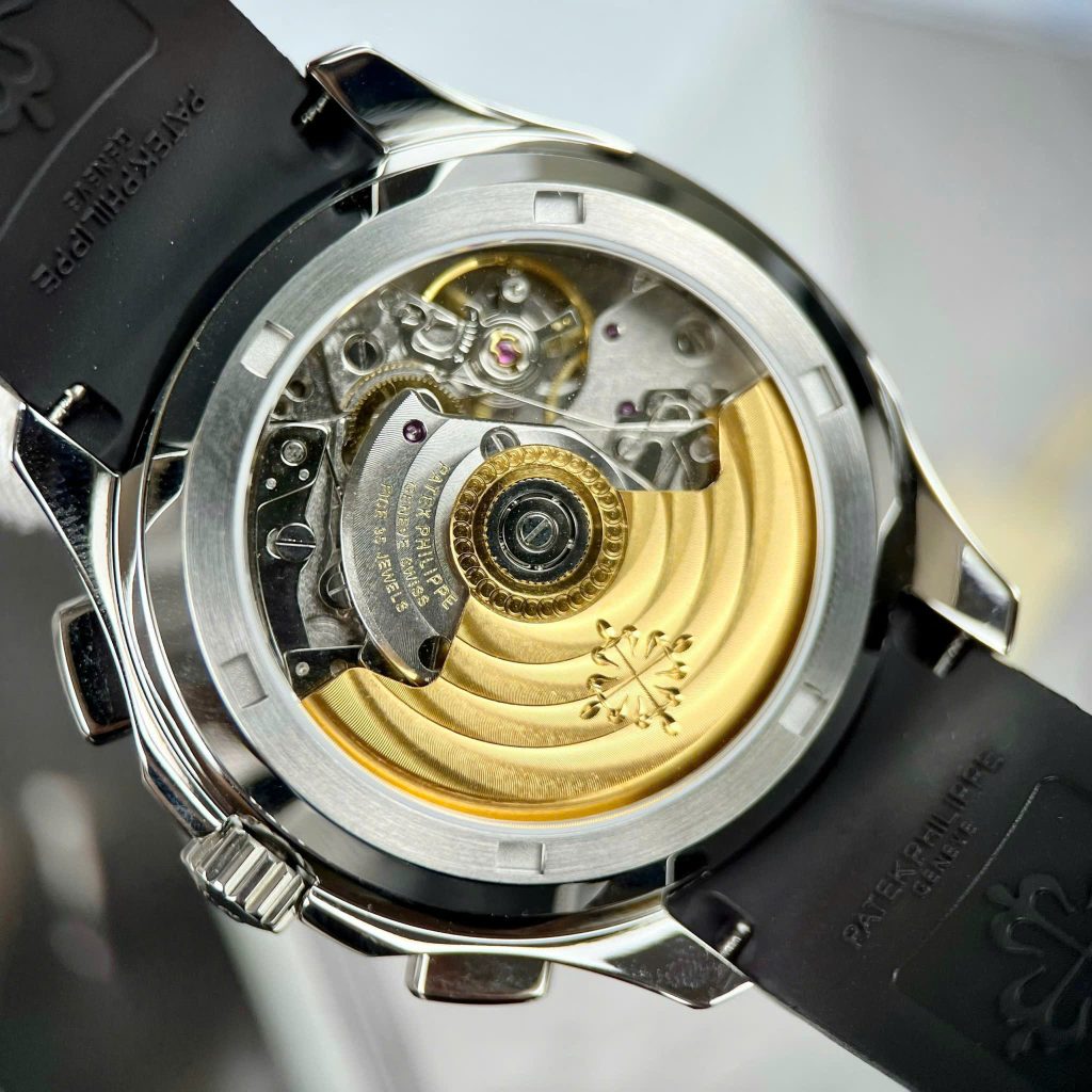 Đồng hồ Patek Philippe Aquanaut 5968A Replica 11 nam dây cao su 42 (2)