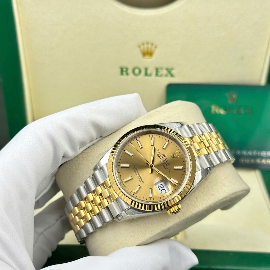 Đồng hồ Rolex DateJust 126231 Replica 1 1 mặt vàng cọc số dạ quang nhà máy VS 36mm (2)