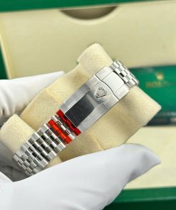 Đồng hồ Rolex DateJust 126234 Rep 11 máy cơ