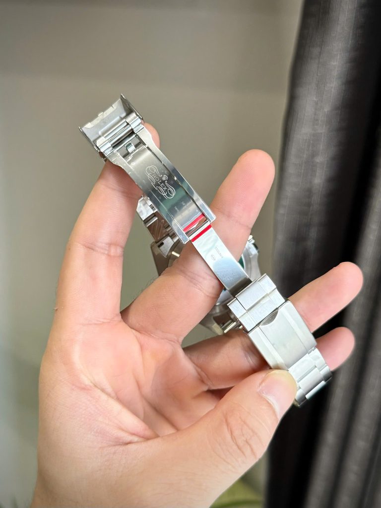 Đồng hồ Rolex Explorer ll 226570 Replica 11 mặt đen nhà máy Clean 42mm (2)