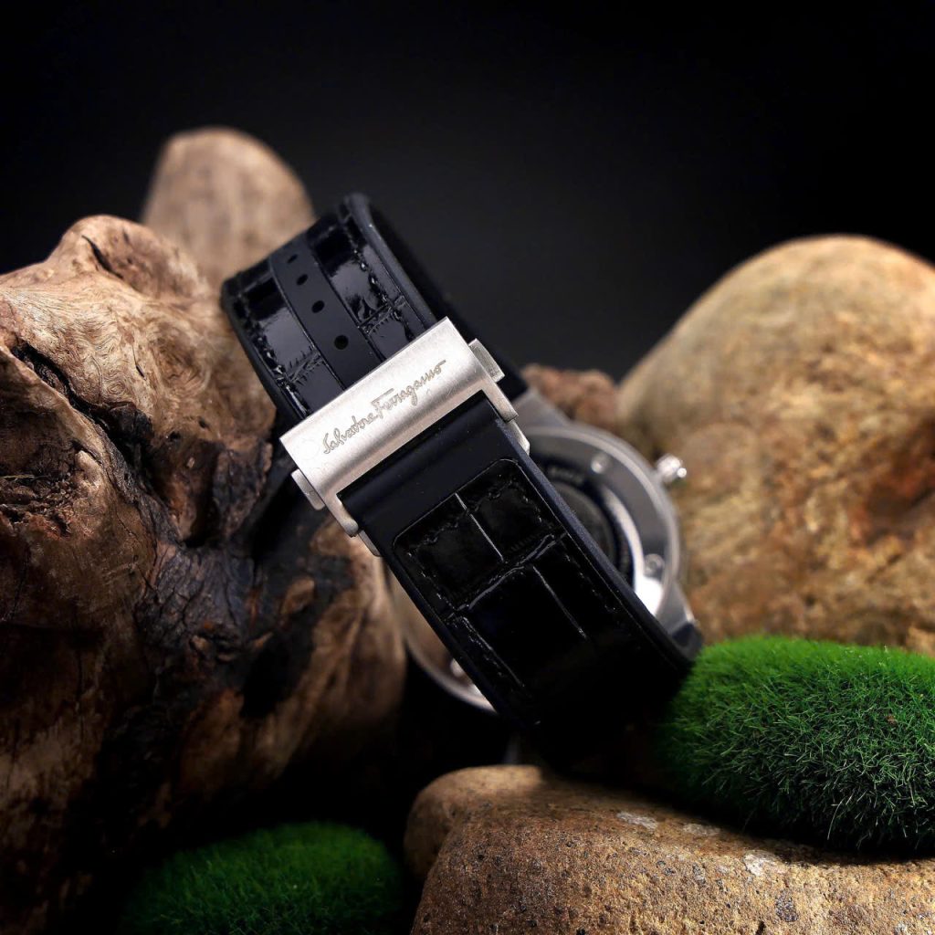 Đồng hồ Salvatore Ferragamo F80 Classic nam dây cao su mặt trắng Fake 11