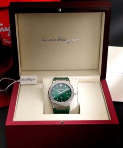 Đồng hồ Salvatore Ferragamo F80 Classic nam xanh Green dây da Fake 11 40mm