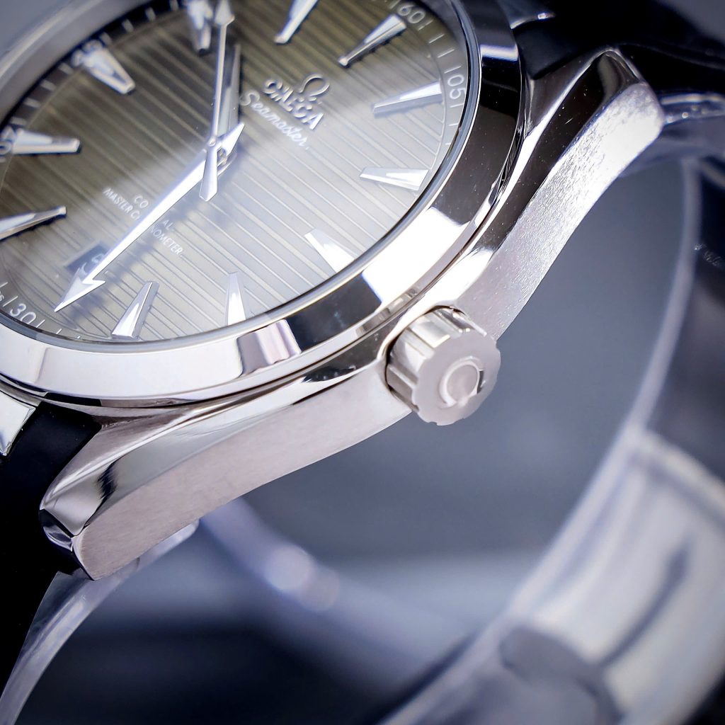 Đồng hồ Omega Seamaster nam dây cao su mặt xanh rêu máy cơ Nhật 41mm