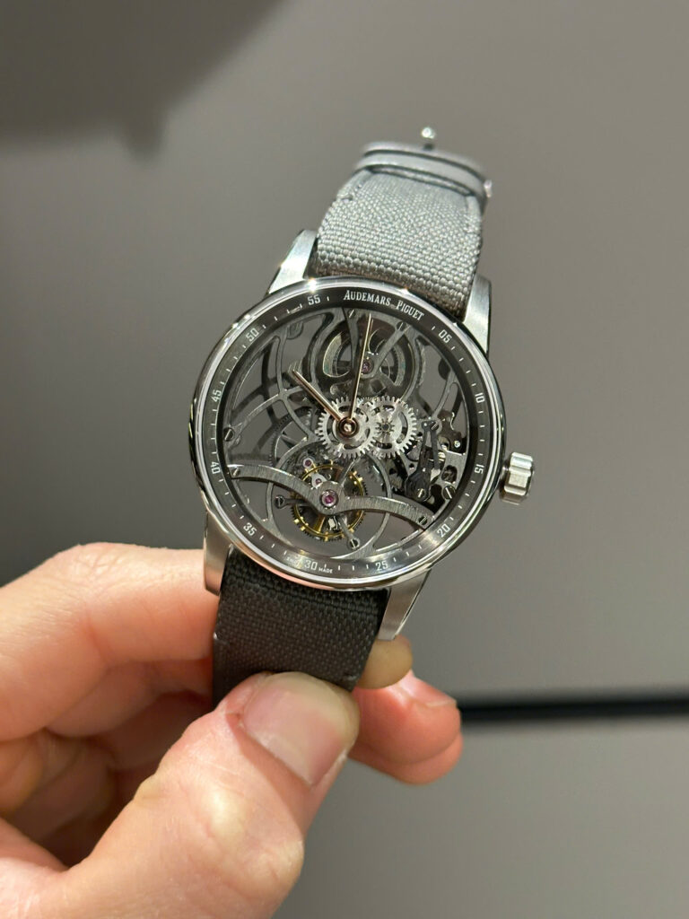 Đồng hồ Audemars Piguet 26600 Tourbillon Openworked Rep 11 máy lộ cơ màu xám 41mm (2)