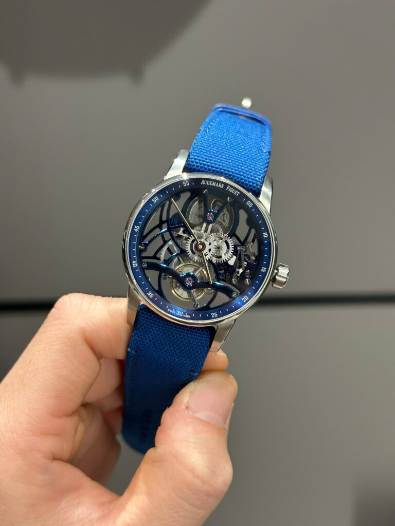 Đồng hồ Audemars Piguet 26600 Tourbillon Openworked Rep 11 máy lộ cơ màu xanh 41mm (2)