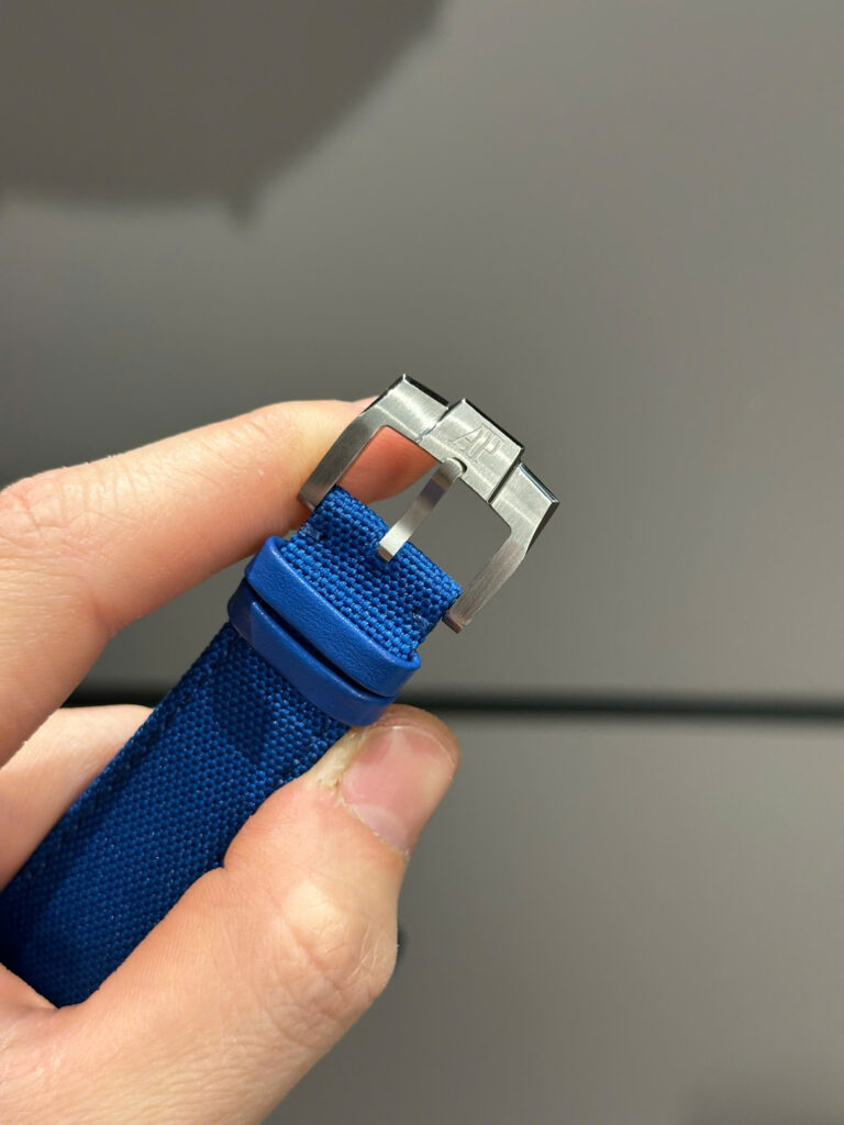 Đồng hồ Audemars Piguet 26600 Tourbillon Openworked Rep 11 máy lộ cơ màu xanh 41mm (2)