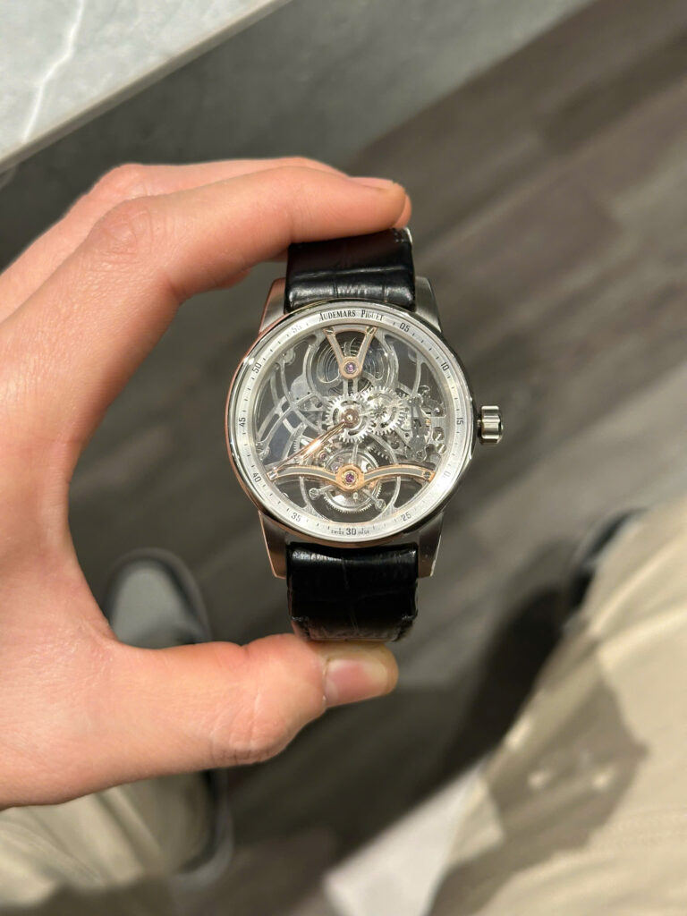 Đồng hồ Audemars Piguet Tourbillon Openworked 26600 Replica 11 dây da màu đen 41mm (2)