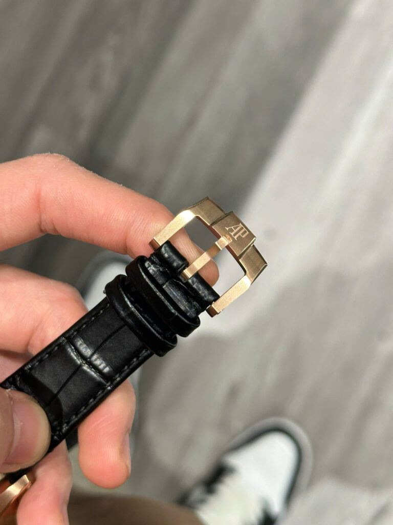 Đồng hồ Chế Tác Audemars Piguet Tourbillon Openworked 26600 dây da màu đen 41mm (2)