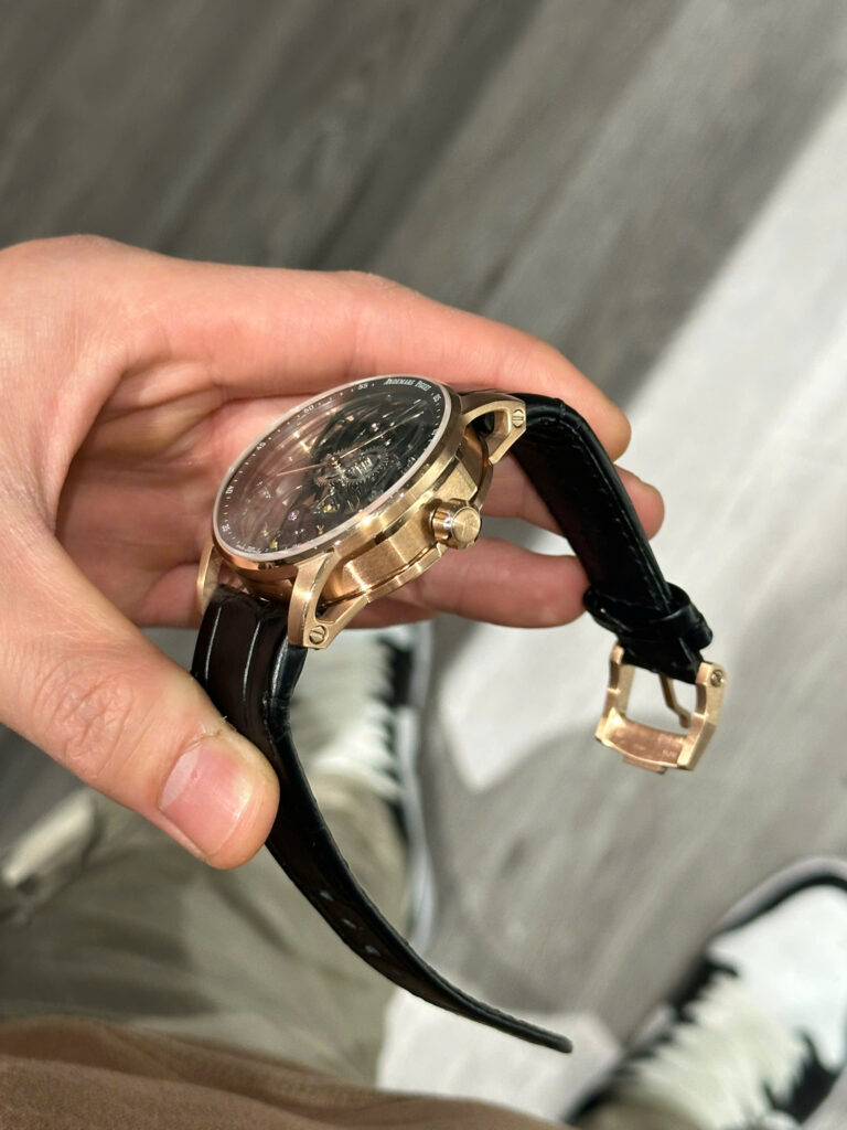 Đồng hồ Chế Tác Audemars Piguet Tourbillon Openworked 26600 dây da màu đen 41mm (2)