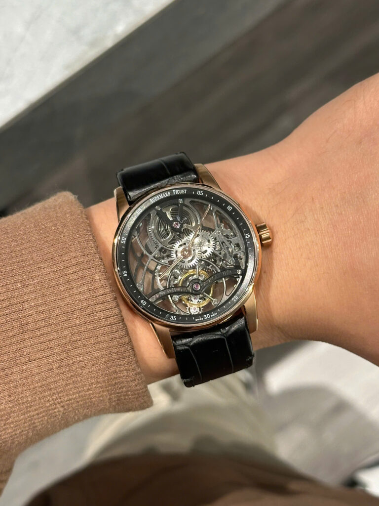 Đồng hồ Chế Tác Audemars Piguet Tourbillon Openworked 26600 dây da màu đen 41mm (2)