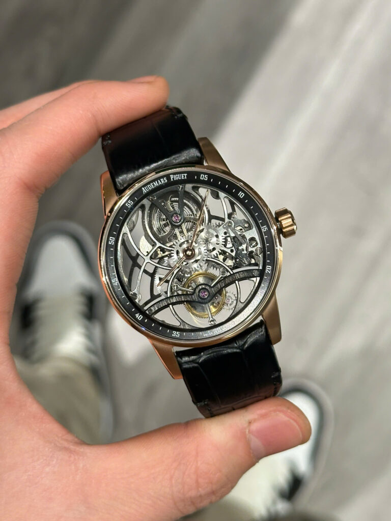 Đồng hồ Chế Tác Audemars Piguet Tourbillon Openworked 26600 dây da màu đen 41mm (2)
