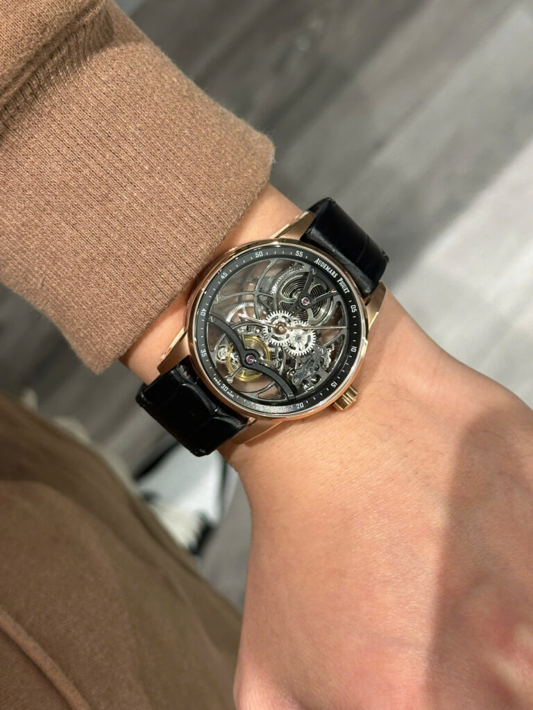 Đồng hồ Chế Tác Audemars Piguet Tourbillon Openworked 26600 dây da màu đen 41mm (2)