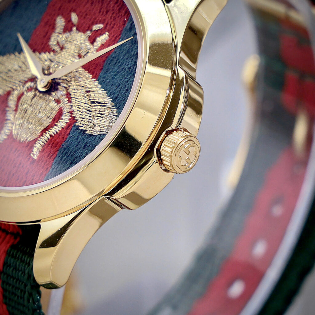 Đồng hồ Gucci Le Marche Des Hỏa Tiết Con Ong Dây Vải Like Auth 38mm