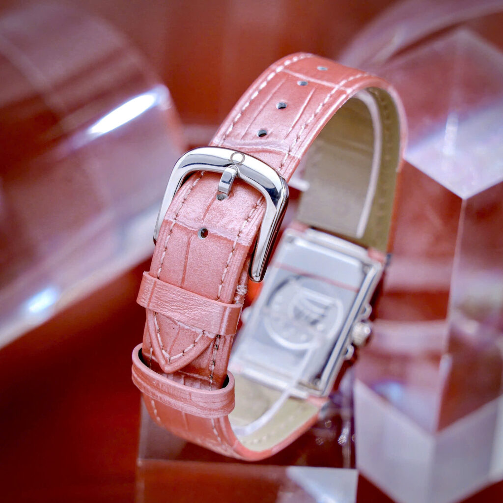 Đồng hồ Omega Constellation Quadra Quartz Dây Da Hồng Mặt Xà Cừ Fake Cao Cấp 22x28mm