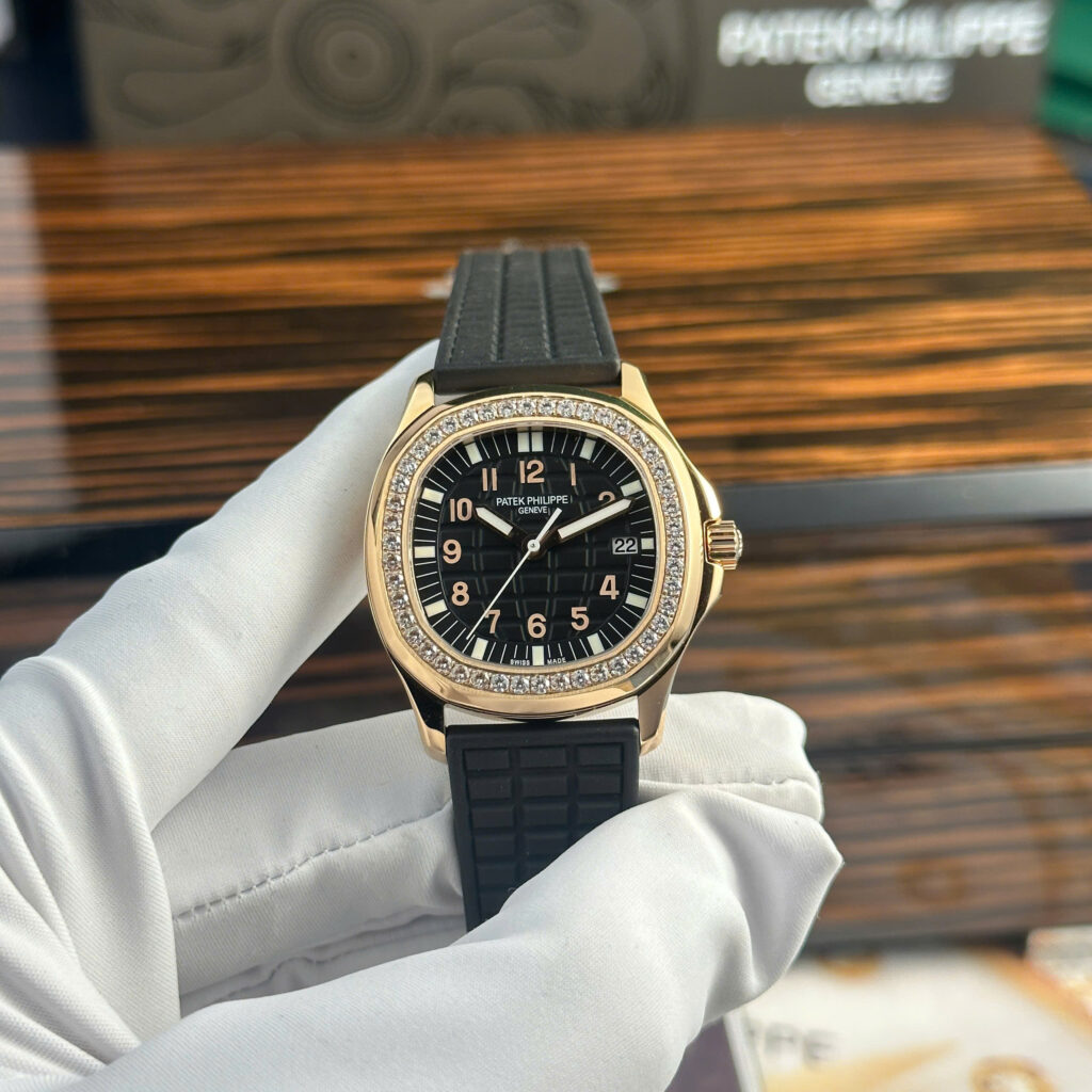 Đồng hồ Patek Philippe Aquanaut 5067 Replica 11 mạ vàng hồng mặt đen PPF 35 (2)