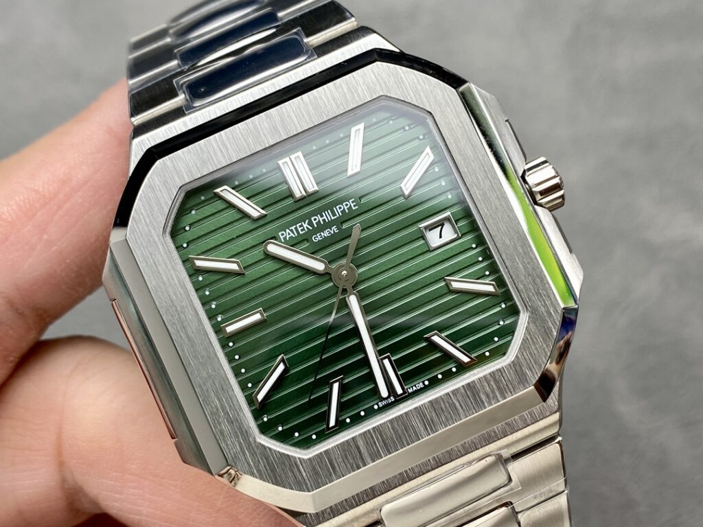 Đồng hồ Patek Philippe Cubitus 5821 Rep 11 mặt vuông màu xanh lá cây 45mm (1)