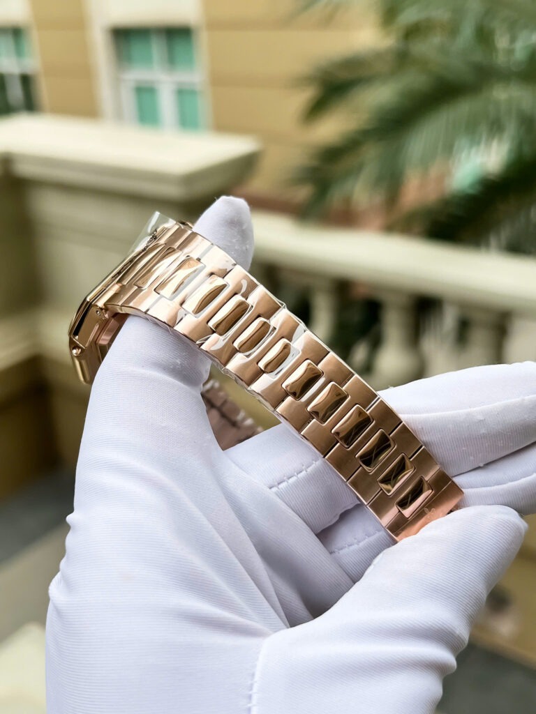 Đồng hồ Patek Philippe Cubitus 5821 Replica 11 mặt vuông màu chocolate 45mm (2)