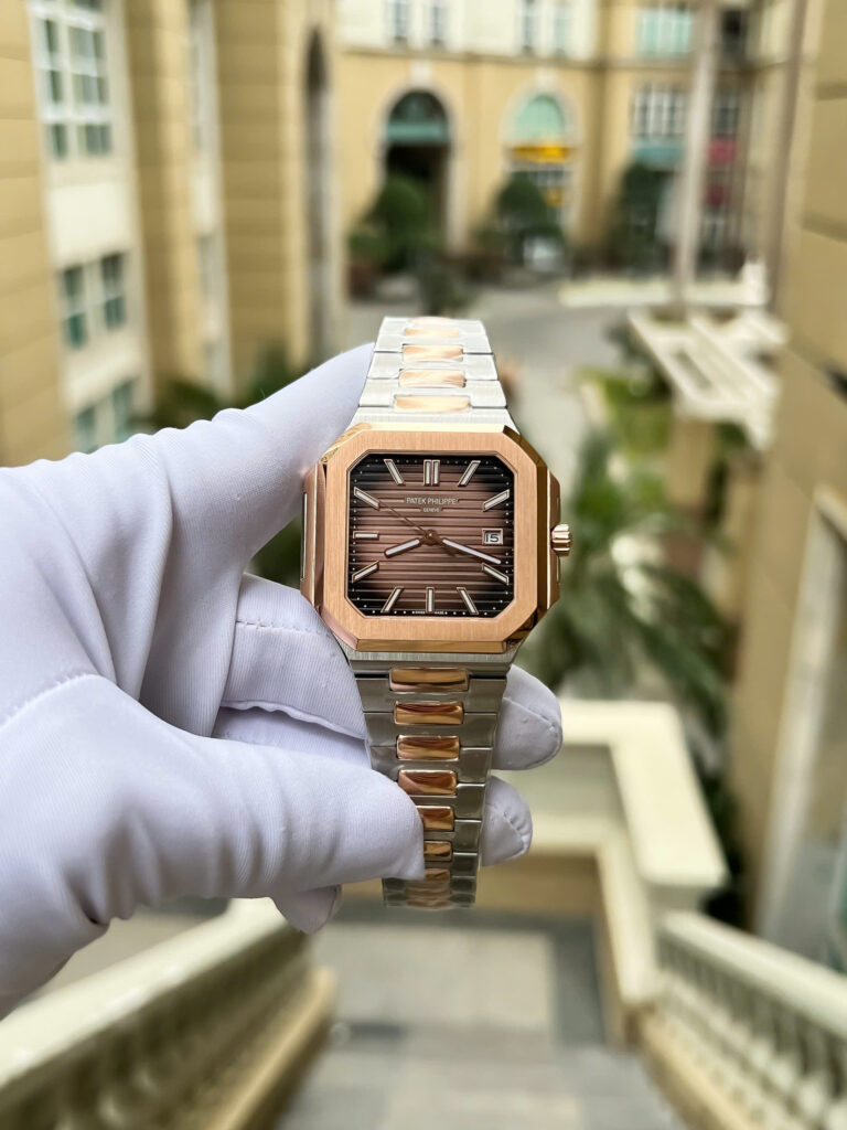 Đồng hồ Patek Philippe Cubitus 5821 demi rose gold Rep 1 1 mặt vuông màu chocolate 45mm (2)