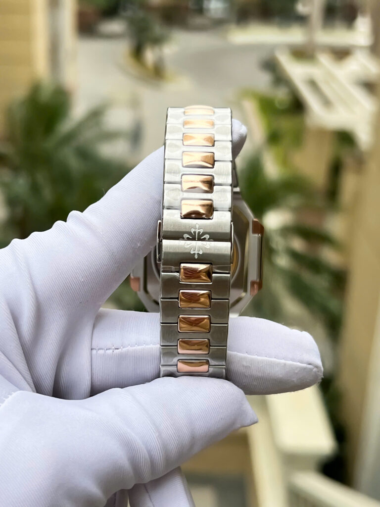 Đồng hồ Patek Philippe Cubitus 5821 demi rose gold Rep 1 1 mặt vuông màu chocolate 45mm (2)