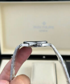 Đồng hồ Patek Philippe Nautilus 7010 Rep 11