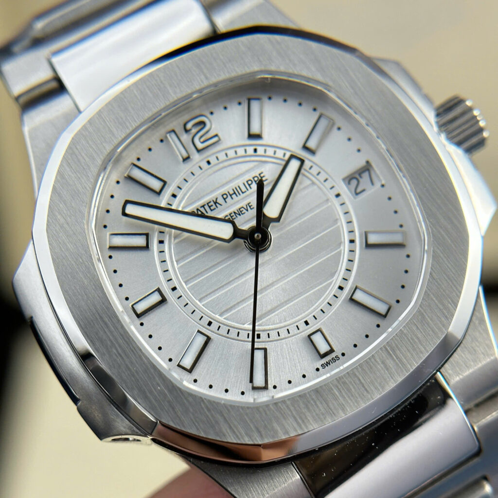 Đồng hồ Patek Philippe Nautilus 7010 Replica 11 mặt trắng máy pin GRF 32mm (2)