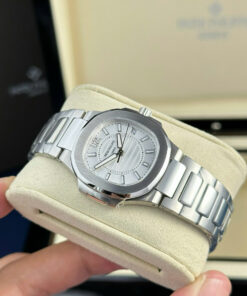 Đồng hồ Patek Philippe Nautilus 7010 Replica 11 mặt trắng máy pin GRF 32mm (2)