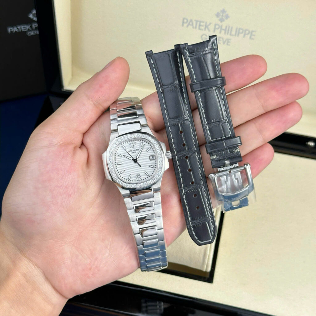 Đồng hồ Patek Philippe Nautilus 7010 Replica 11 mặt trắng viền đính đá GRF 32mm (2)