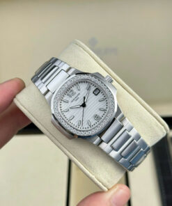 Đồng hồ Patek Philippe Nautilus 7010 Replica 11 mặt trắng viền đính đá GRF 32mm (2)