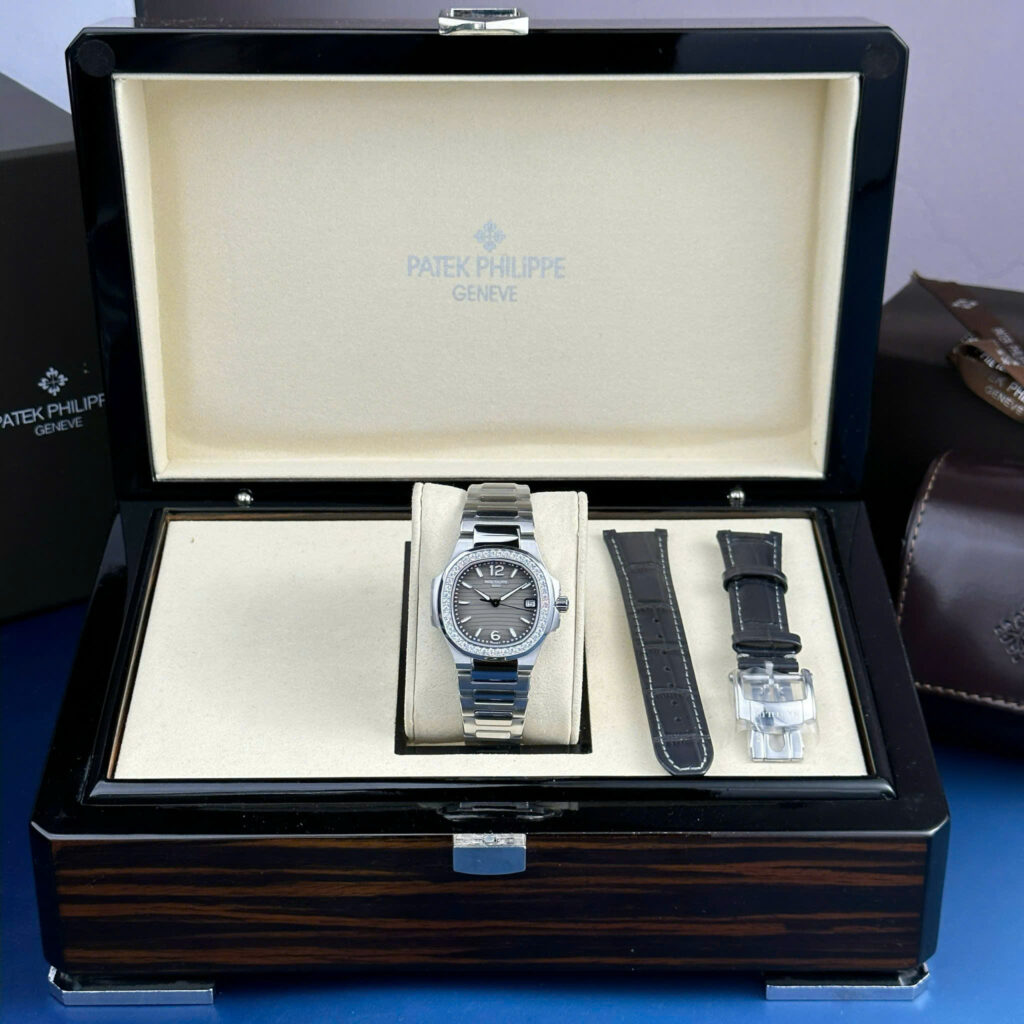 Đồng hồ Patek Philippe Nautilus 7010 Replica 11 mặt xám viền đính đá GRF 32mm (2)