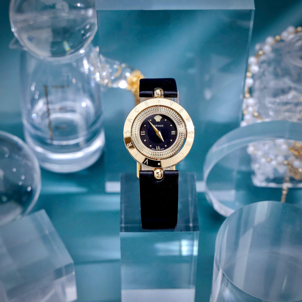 Đồng hồ Versace Eon Nữ Dây Da Đen Mặt Xoay 360 Độ Like Auth 33mm