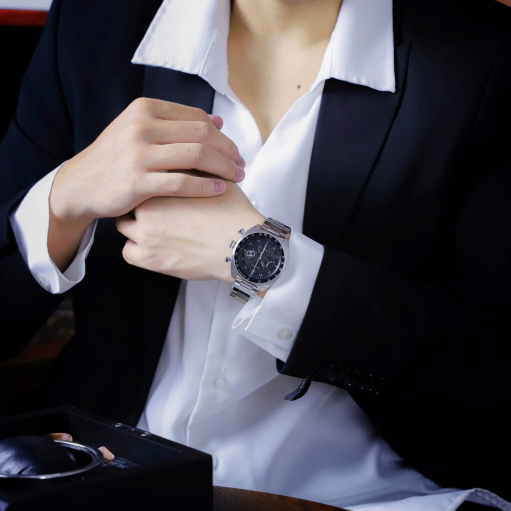  Đồng Hồ Gucci Interlocking G Chronograph Mặt Đen Like Auth 41mm